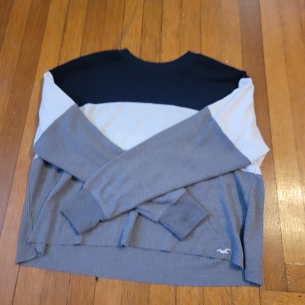 XS Hollister Top